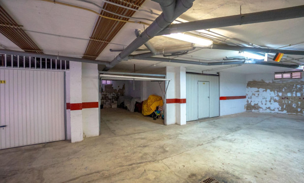 Resale - Apartment / flat - Torrevieja - Playa de los locos