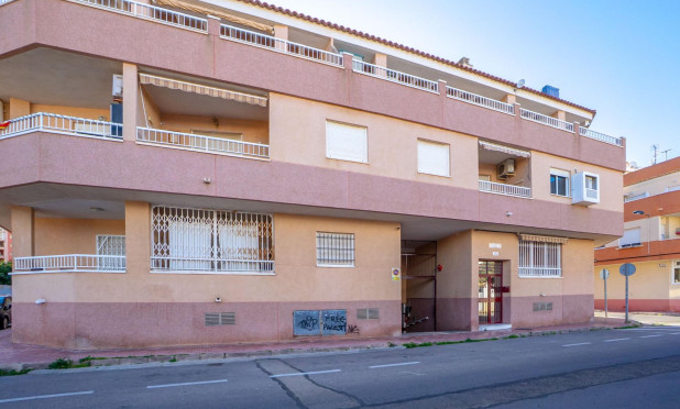 Resale - Apartment / flat - Torrevieja - Playa de los locos