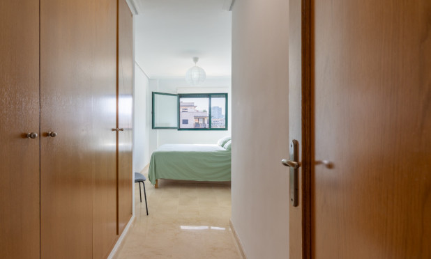 Resale - Apartment / flat - Denia - Port