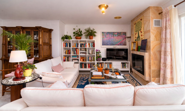 Resale - Apartment / flat - Denia - Les Marines - Las Marinas