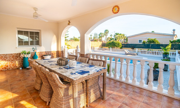 Odsprzedaż - Villa - Catral