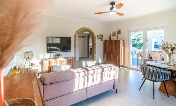 Odsprzedaż - Villa - Catral