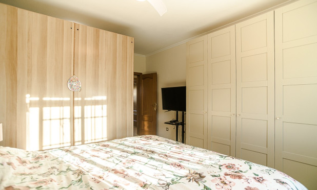 Odsprzedaż - Villa - Catral