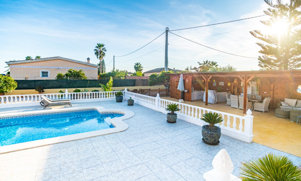 Odsprzedaż - Villa - Catral