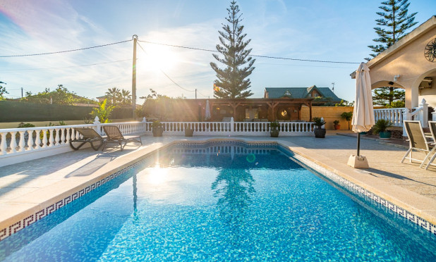 Odsprzedaż - Villa - Catral