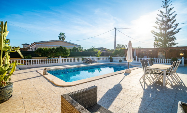 Odsprzedaż - Villa - Catral