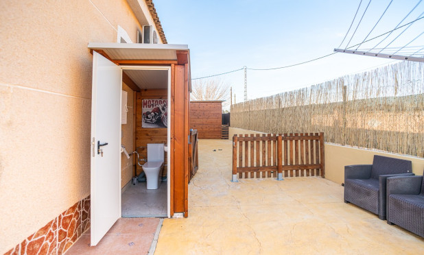 Odsprzedaż - Villa - Catral