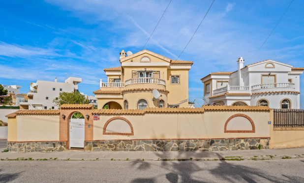 Reventa - Villa - Orihuela Costa - Castillo de Don Juan