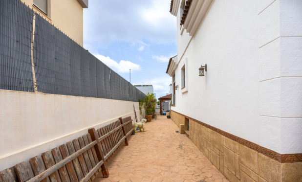 Revente - Villa - Montesinos - La Herrada