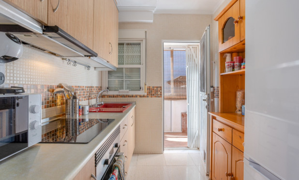 Resale - Villa - Torrevieja - Urbanización San Luis