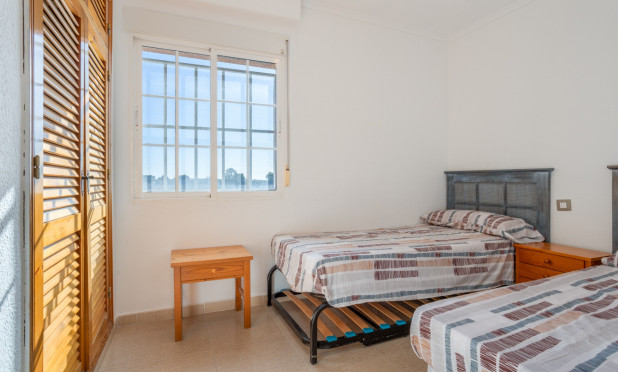 Resale - Villa - Torrevieja - Urbanización San Luis