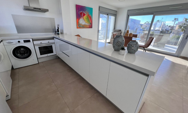 Resale - Apartment / flat - Orihuela - Vistabella Golf
