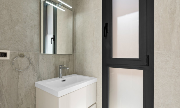 Resale - Villa - San Miguel de Salinas - Costa Blanca