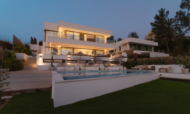 Reventa - Villa - Marbella - Nueva Andalucía