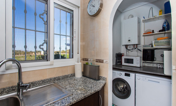 Resale - Finca / Country Property - Rojales - Pueblo