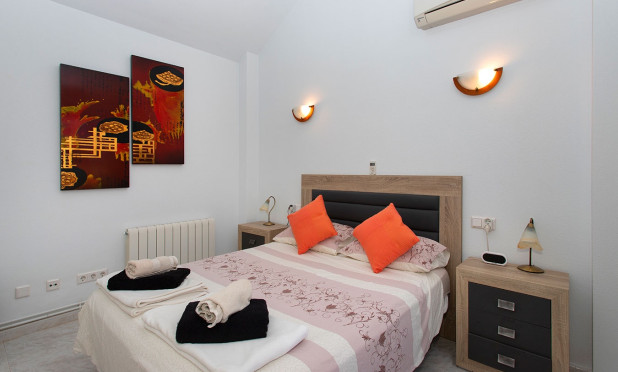 Resale - Finca / Country Property - Rojales - Pueblo