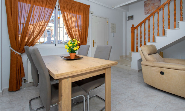 Resale - Finca / Country Property - Rojales - Pueblo