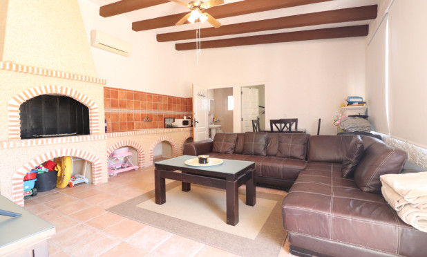 Resale - Finca / Country Property - Almoradí - Heredades - Village