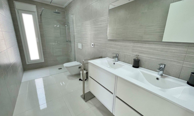 Neue Gebäude - Villa - Rafal