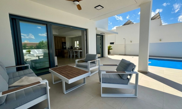 Obra nueva - Villa - Rojales