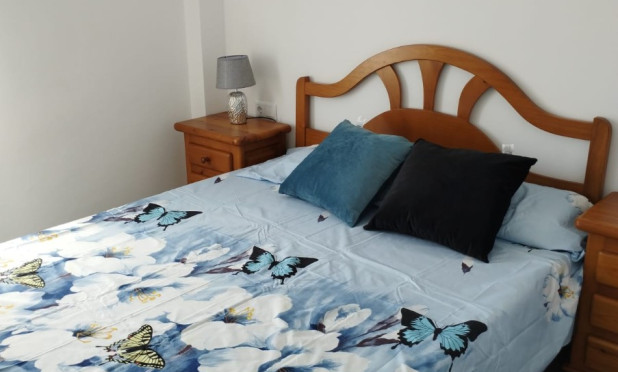 Resale - Apartment / flat - Denia - Les Marines - Las Marinas