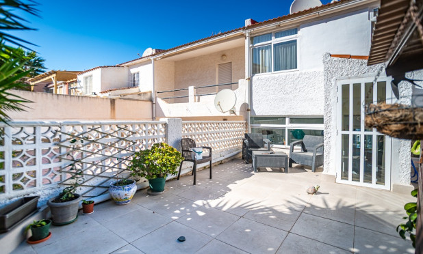 Resale - Apartment / flat - Orihuela Costa - Los Balcones