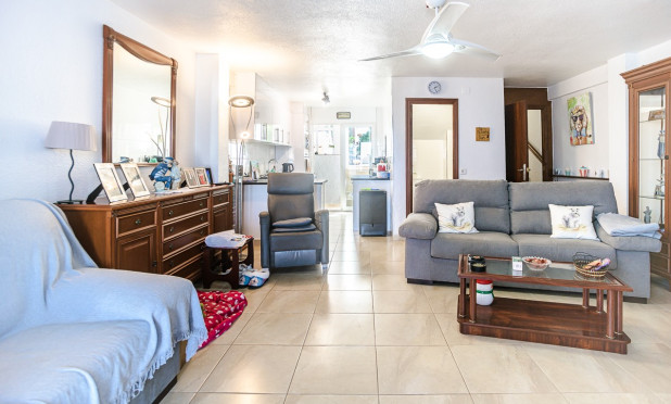 Resale - Apartment / flat - Orihuela Costa - Los Balcones