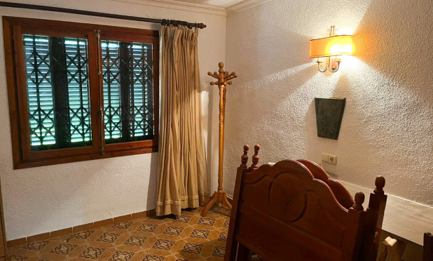 Resale - Villa - Orihuela Costa - Punta Prima