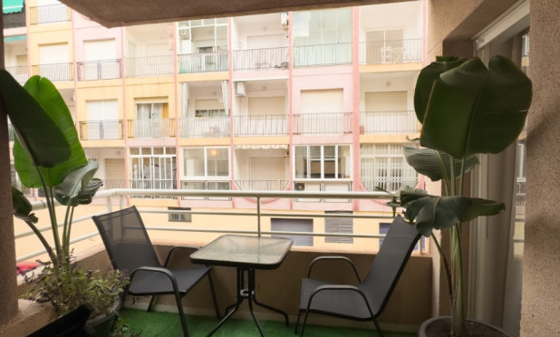 Reventa - Apartamento / piso - Torrevieja - torrevieja