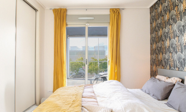 Resale - Townhouse - Torrevieja - Aguas Nuevas