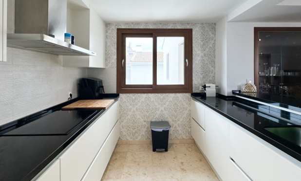 Herverkoop - Appartement / flat - Orihuela Costa - Punta Prima