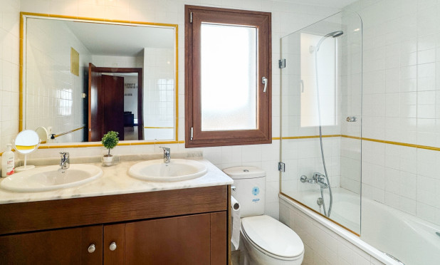 Herverkoop - Appartement / flat - Orihuela Costa - Punta Prima