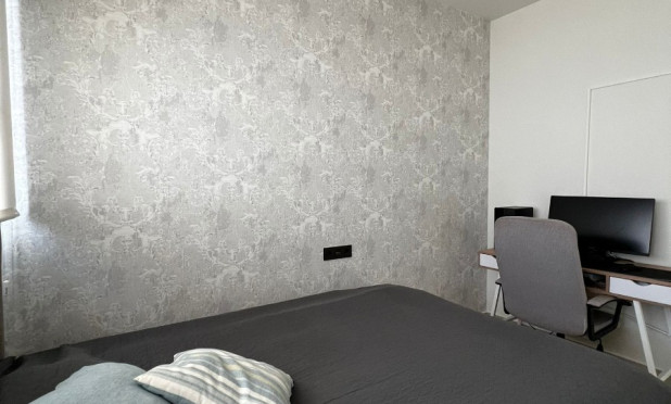 Resale - Apartment / flat - Orihuela Costa - Los Balcones