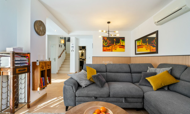 Resale - Townhouse - Orihuela Costa - Villamartín