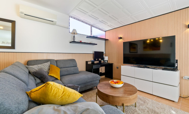 Resale - Townhouse - Orihuela Costa - Villamartín