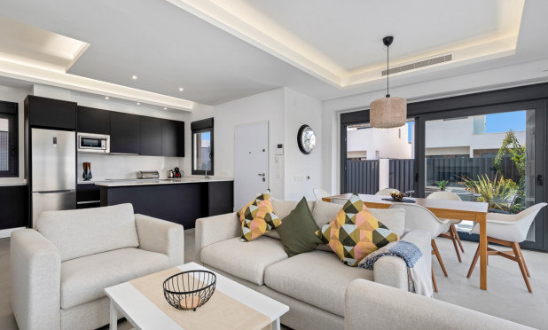 Resale - Villa - San Fulgencio - La Marina