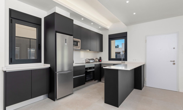 Resale - Villa - San Fulgencio - La Marina