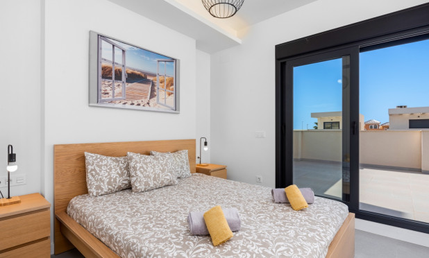 Resale - Villa - San Fulgencio - La Marina