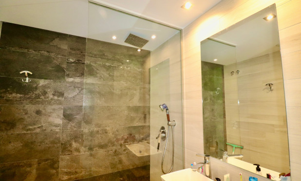 Revente - Appartement - Guardamar del Segura - Guardamar - El Raso