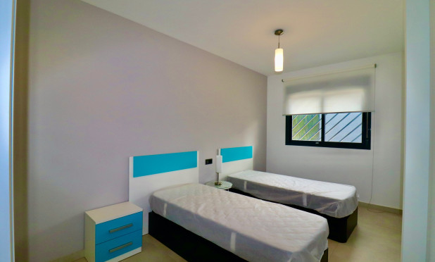 Revente - Appartement - Guardamar del Segura - Guardamar - El Raso