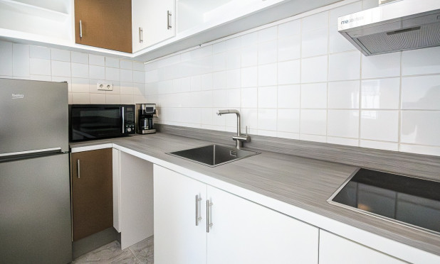 Odsprzedaż - Finca / Nieruchomość wiejska - San Miguel de Salinas