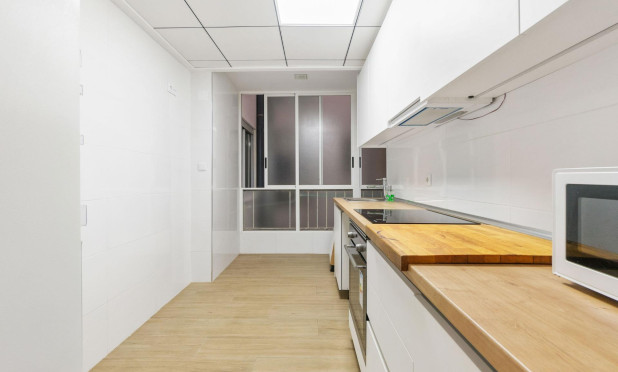 Herverkoop - Appartement / flat - Torrevieja - Playa del Cura