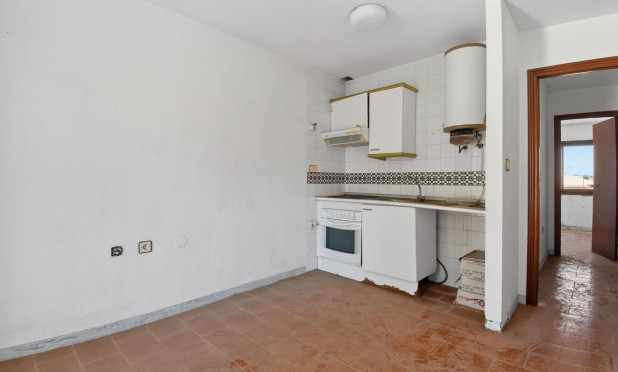 Resale - Apartment / flat - Torrevieja - Calas blanca