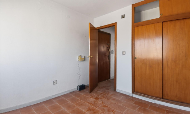 Resale - Apartment / flat - Torrevieja - Calas blanca