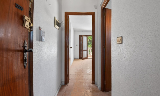 Resale - Apartment / flat - Torrevieja - Calas blanca