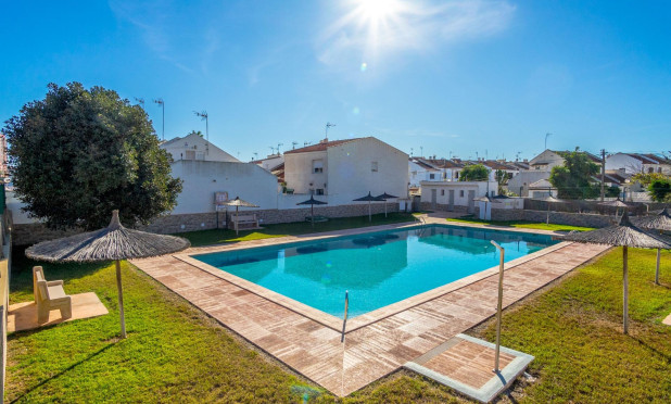 Resale - Apartment / flat - Torrevieja - Calas blanca