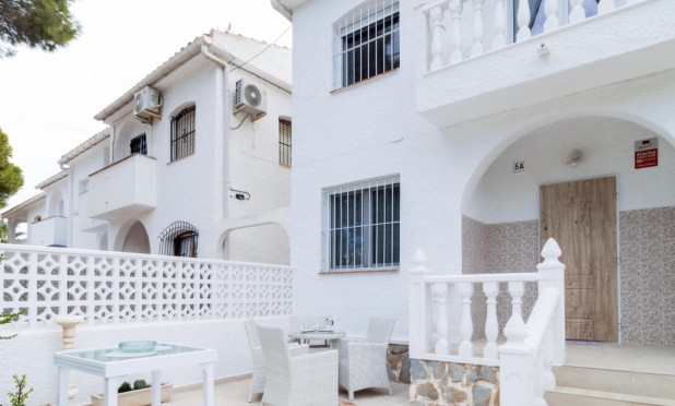 Resale - Townhouse - Orihuela Costa - La Zenia