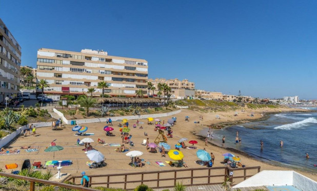 Resale - Apartment / flat - Torrevieja - Cabo Cervera