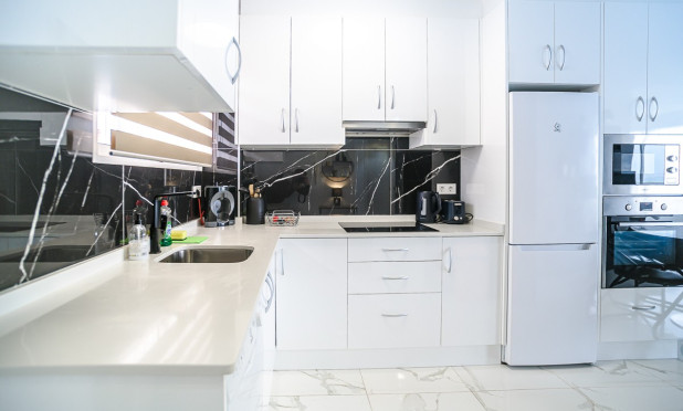 Revente - Appartement - Torrevieja - Punta Prima