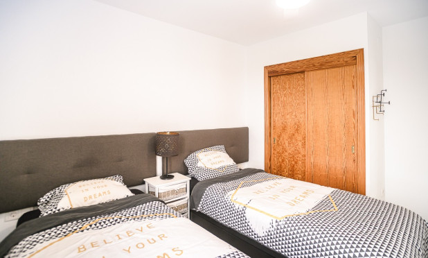 Revente - Appartement - Torrevieja - Punta Prima